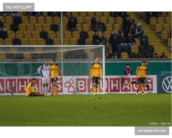 圣保利攻防两端崩盘,年轻防线经验不足致连败 圣保利攻防两端崩盘,年轻防线经验不足致连败