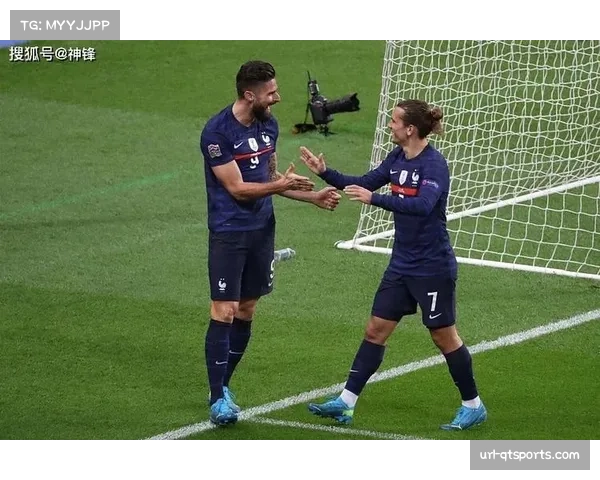 吉鲁梅开二度创纪录，里尔球迷高呼传奇归来